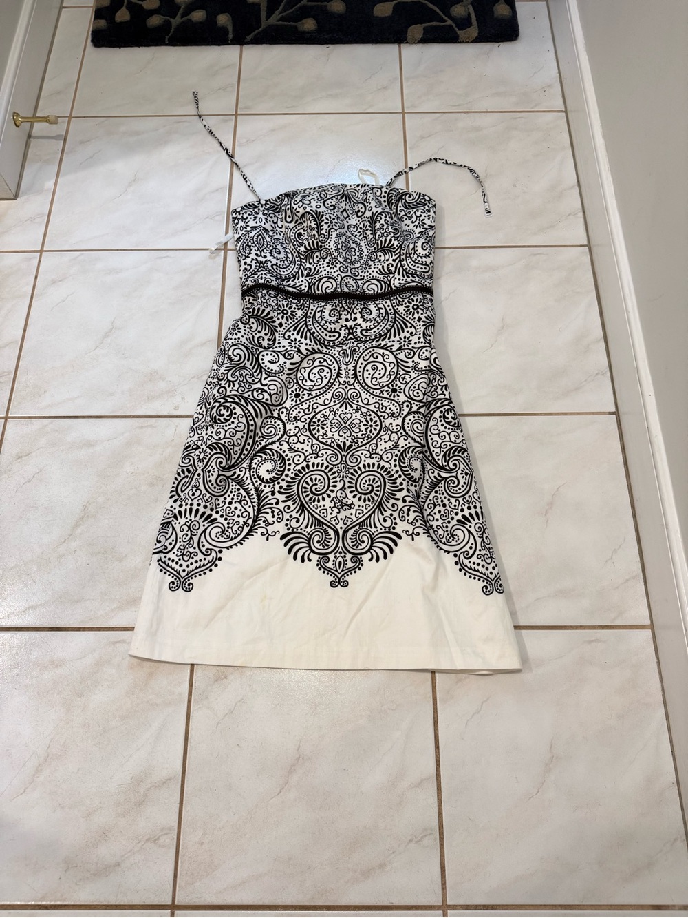 Ann Taylor Black and White Strapless Patterned Dress